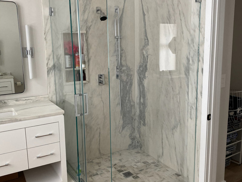 Bathroom before renovation